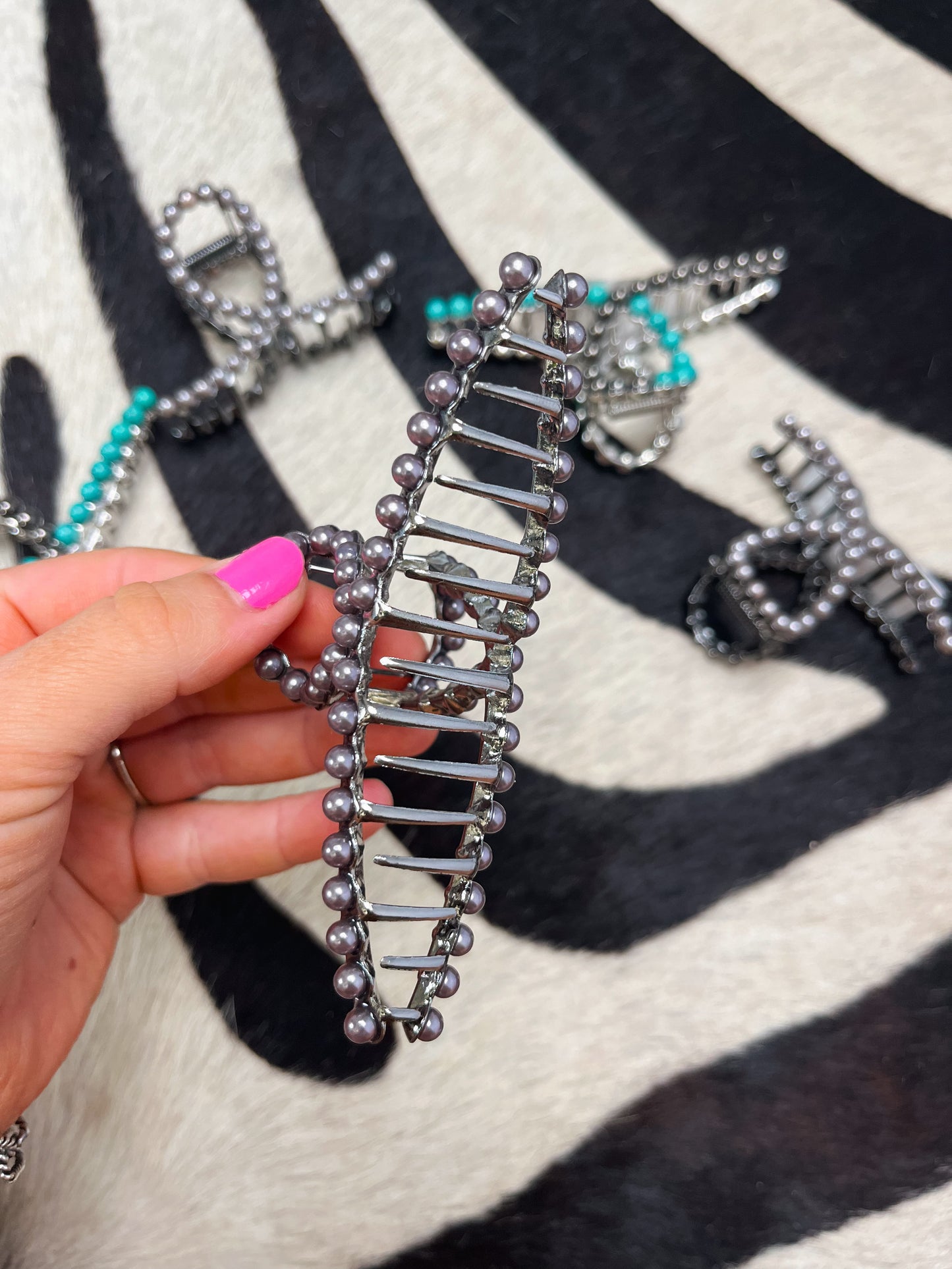 The Navajo Pearl Metal Clips