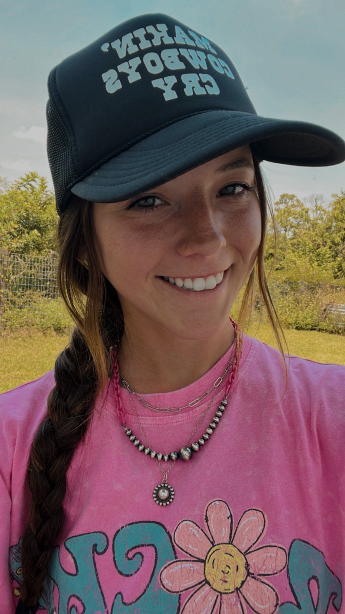 The Pink Chain Pearl Necklace