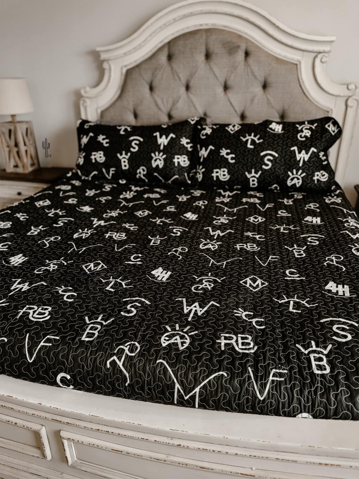 Branded Quilt Set