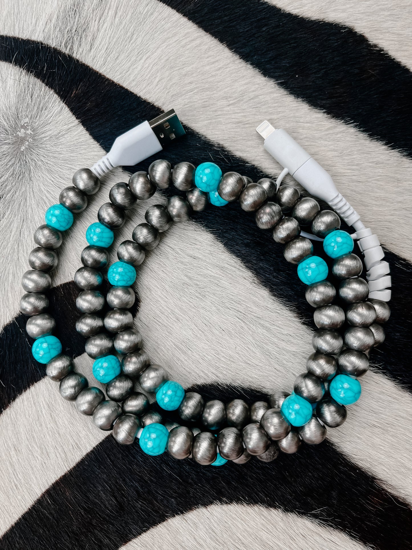 Turq & Pearl Beaded Charging Cable