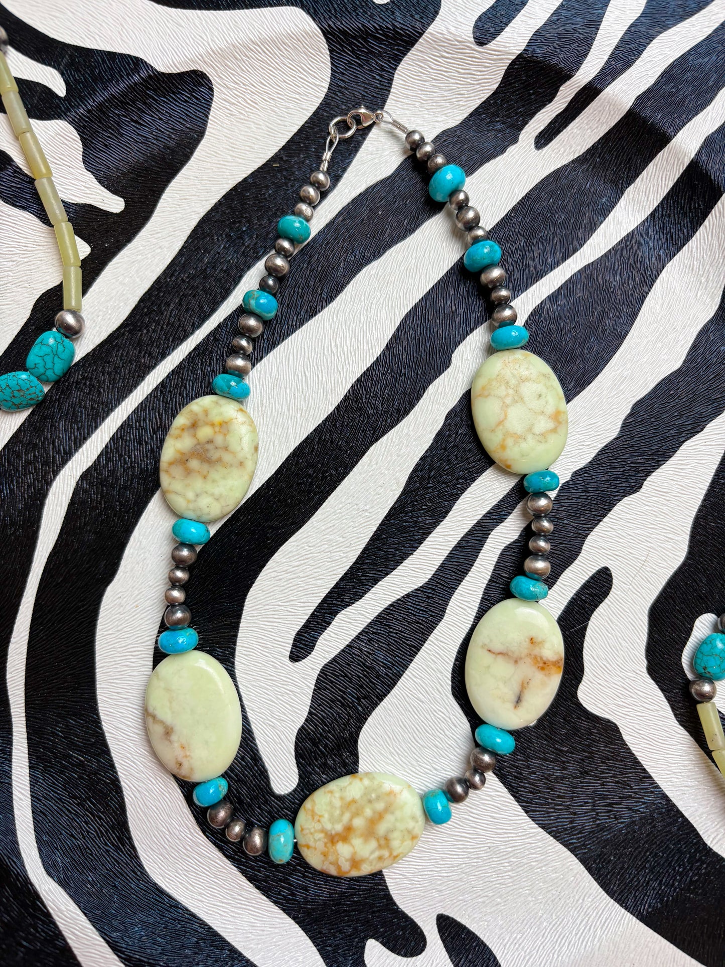 Lemon Turquoise Necklace - 16.5"