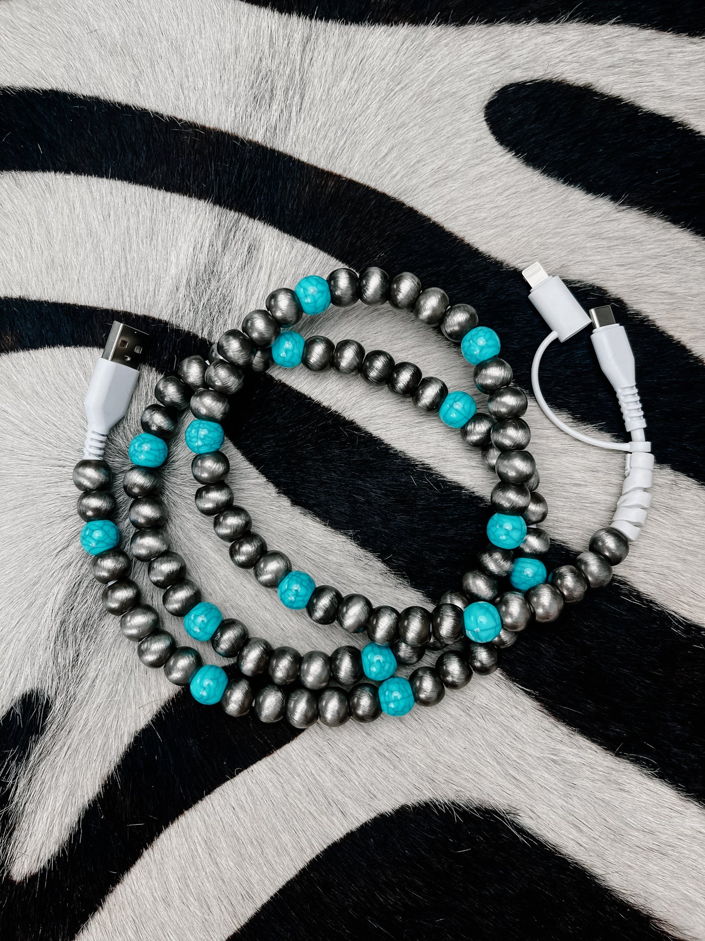 Turq & Pearl Beaded Charging Cable