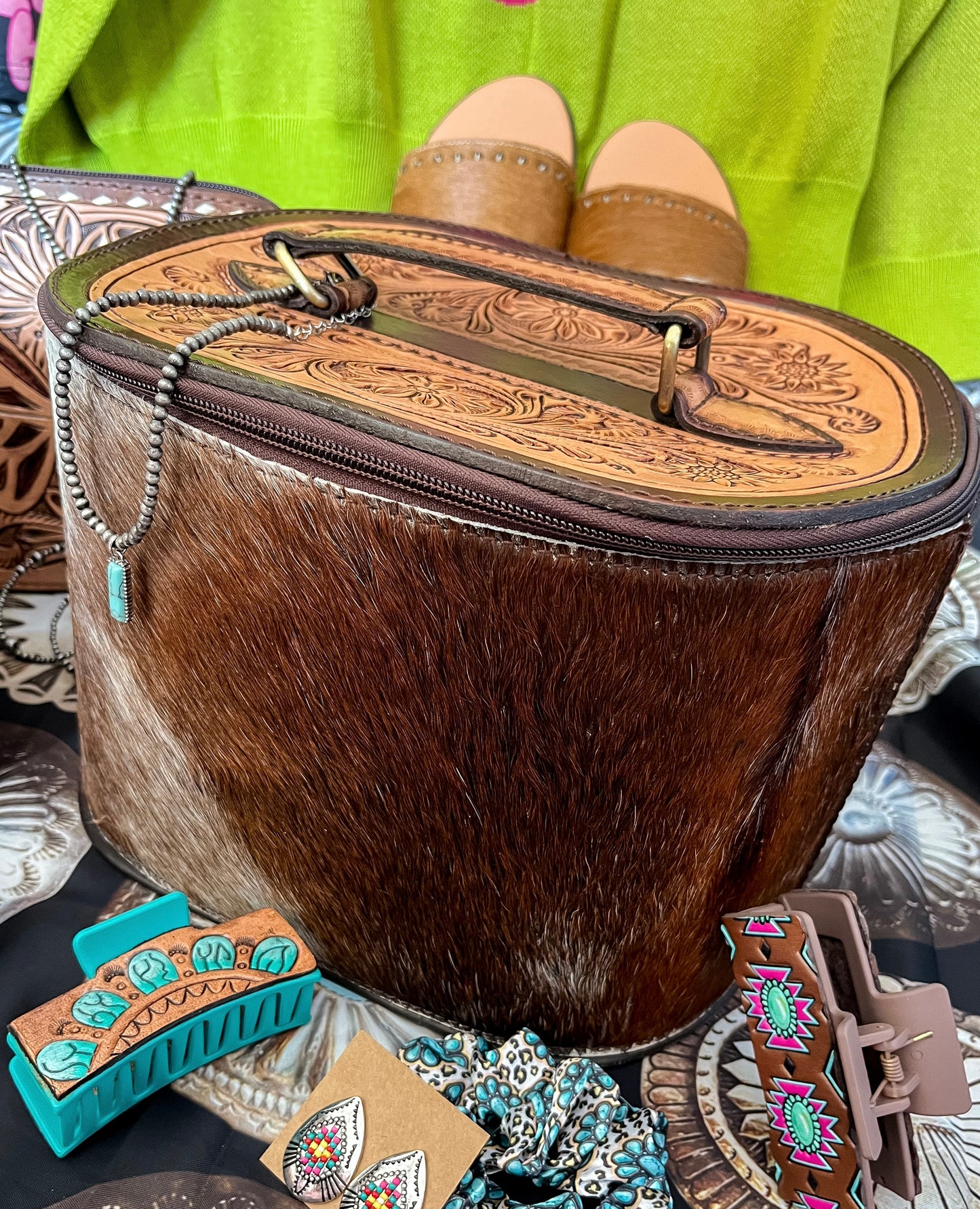 The Sittin’ Pretty Makeup Case