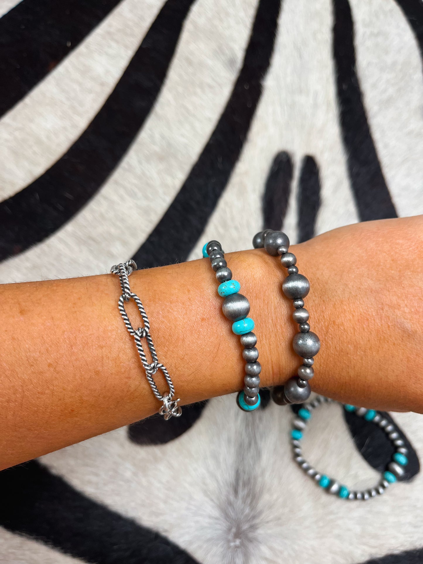 Turquoise & Pearls Stretch Bracelets