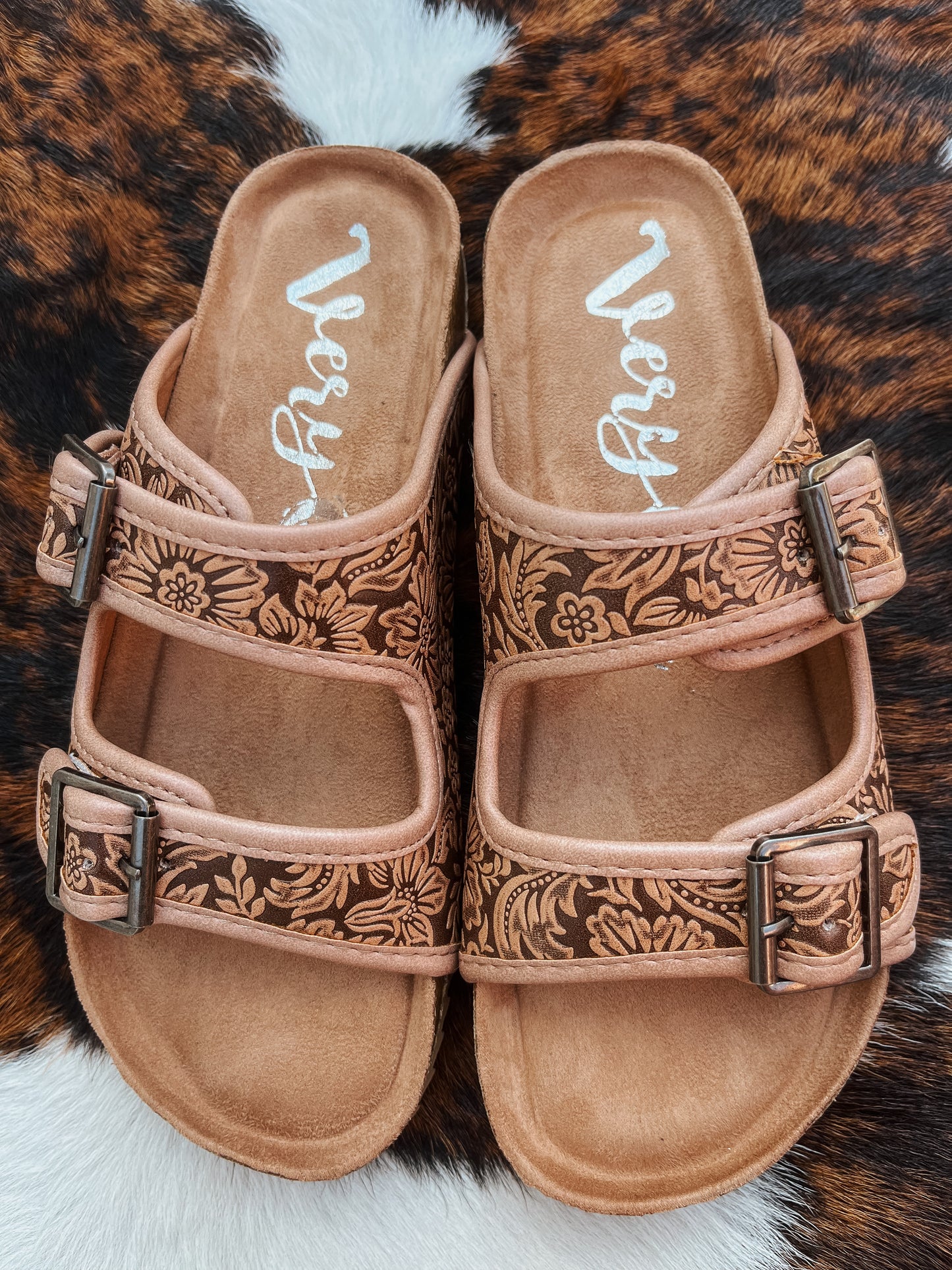The Wanderer Sandals