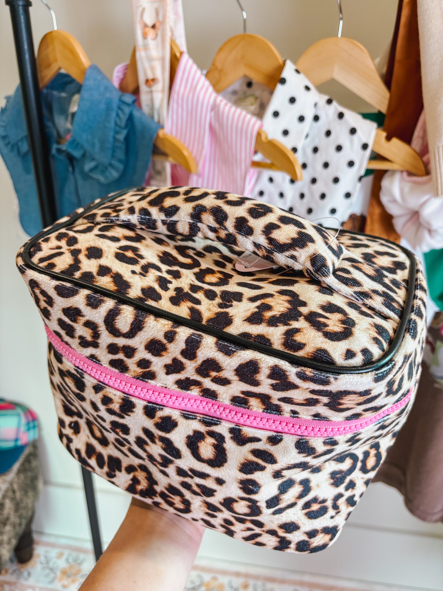 The Leopard Makeup Case