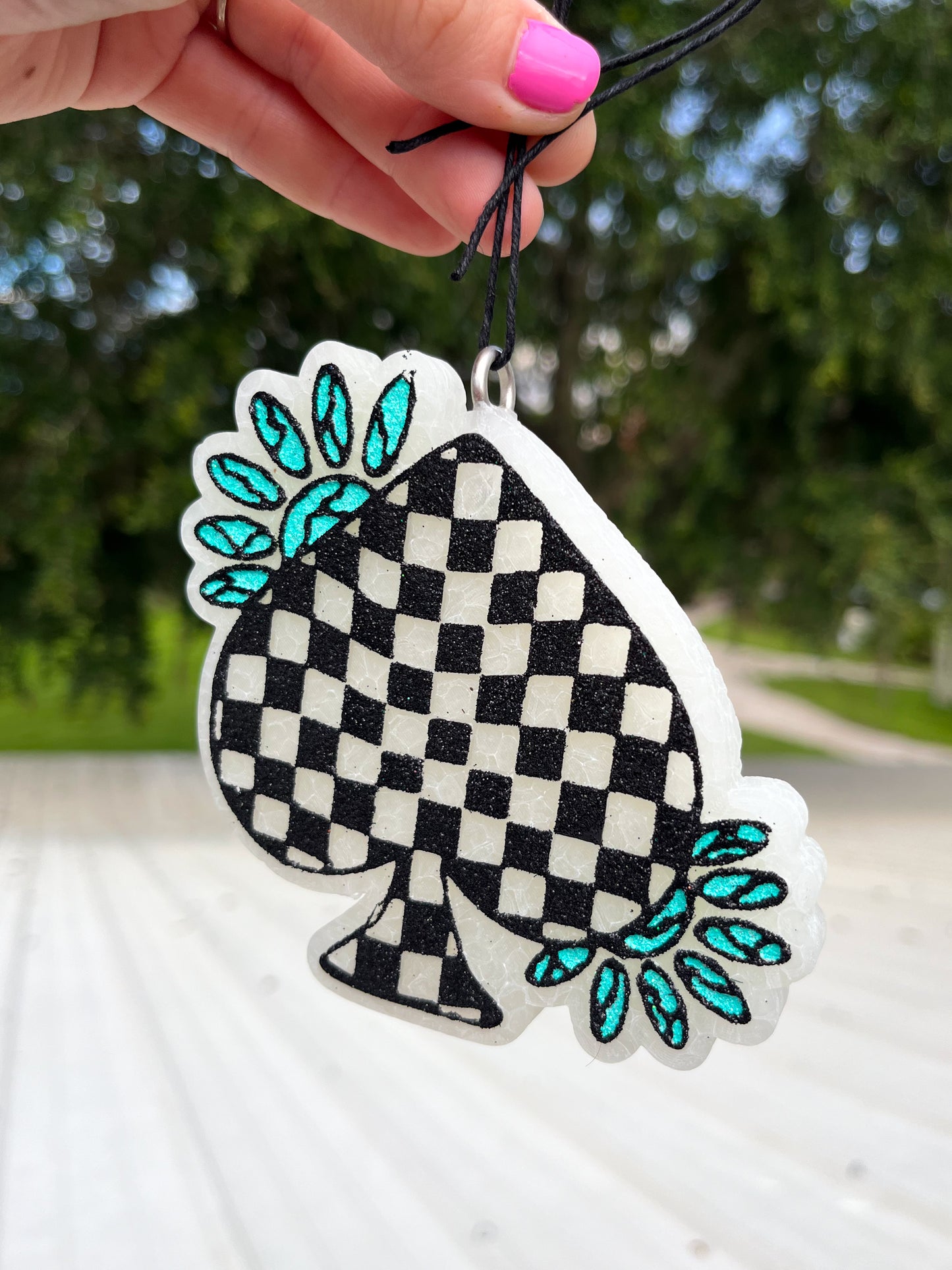 The Checkered Spade Freshie