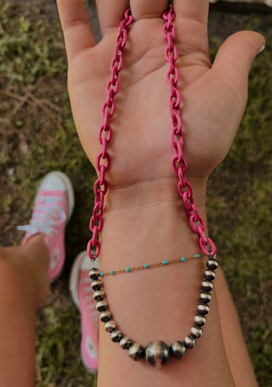 The Pink Chain Pearl Necklace