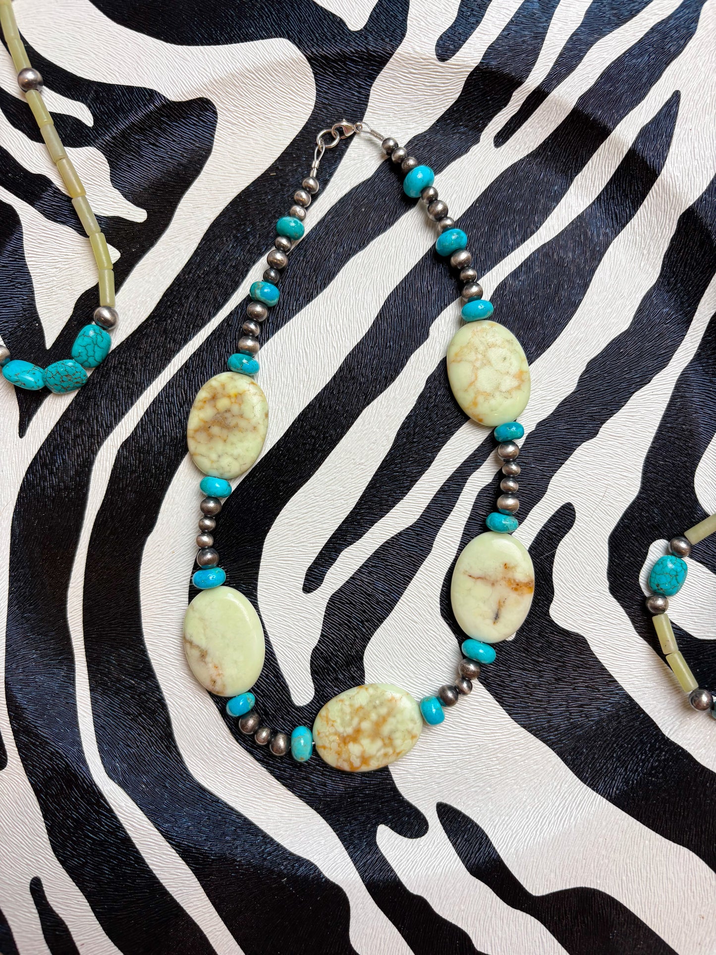 Lemon Turquoise Necklace - 16.5"
