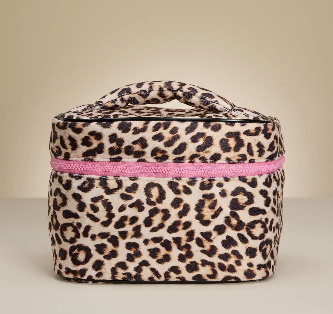 The Leopard Makeup Case